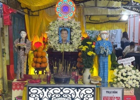 Mai táng người Hoa.